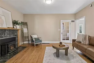 203 Lewis St, River Falls, WI 54022 - Photo 9