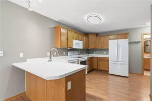 2206 Foxglove Way, Hudson, WI 54016 - Photo 7
