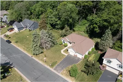 1825 Golf View Drive, River Falls, WI 54022 - Photo 33