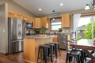 388 Dakota Ave, Roberts, WI 54023 - Photo 3