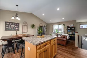 388 Dakota Ave, Roberts, WI 54023 - Photo 9
