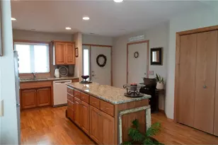 537 Cassandra Drive, New Richmond, WI 54017 - Photo 5