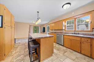 398 E Wall St, Ellsworth, WI 54011 - Photo 9