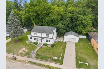 398 E Wall Street, Ellsworth, WI 54011 - Photo 31