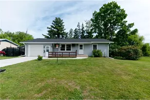 125 W Monroe Ave, Barron, WI 54812 - Photo 1