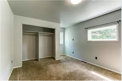 1612 County Road C, Saint Paul, MN 55109 - Photo 9