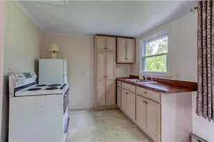 320 Elm Ave, Menomonie, WI 54751 - Photo 37
