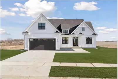 610 Field Point Street, Warren Township, WI 54023 - Photo 3