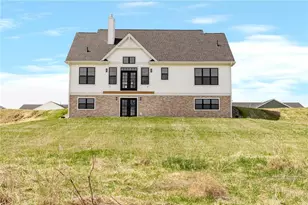 610 Field Point St, Warren Township, WI 54023 - Photo 59