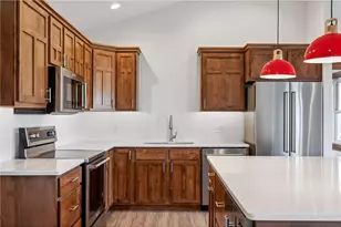 745 165th St, Hammond Township, WI 54015 - Photo 5