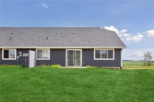 722 S Division St, Warren Township, WI 54023 - Photo 37