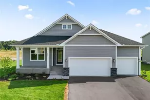 1587 Creekwood Dr, New Richmond, WI 54017 - Photo 1