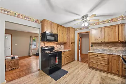 538 S Wasson Lane, River Falls, WI 54022 - Photo 9