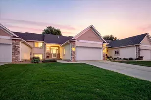 1725 14th Ct, Hastings, MN 55033 - Photo 1