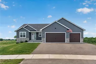 1781 Otter Way, New Richmond, WI 54017 - Photo 3