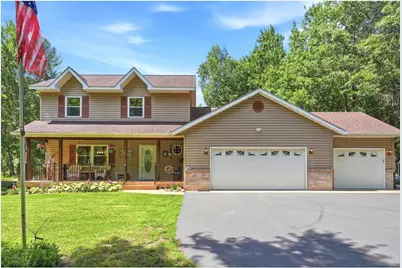 733 220th Street, Osceola, WI 54020 - Photo 1