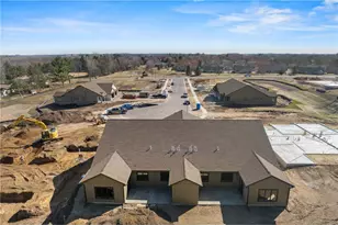 1091 Legend Ln, Troy Township, WI 54022 - Photo 3