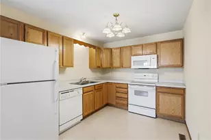 1587 County Road D, Saint Paul, MN 55109 - Photo 11
