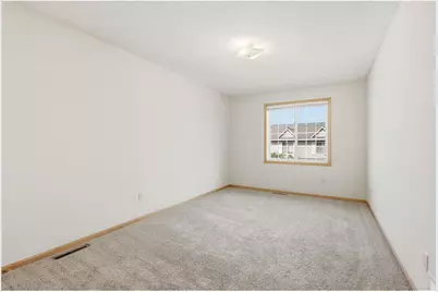1587 County Road D, Saint Paul, MN 55109 - Photo 15