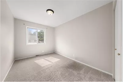 4836 Grenwich Trail, Saint Paul, MN 55128 - Photo 19