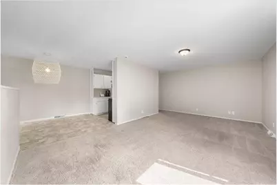 4836 Grenwich Trail, Oakdale, MN 55128 - Photo 5
