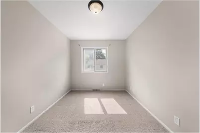 4836 Grenwich Trail, Oakdale, MN 55128 - Photo 21
