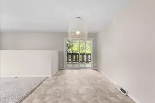 4836 Grenwich Trail, Saint Paul, MN 55128 - Photo 9