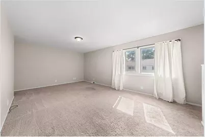 4836 Grenwich Trail, Saint Paul, MN 55128 - Photo 5