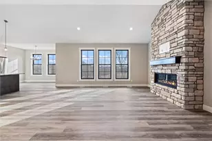 529 Chapman Hls Ct, Hudson, WI 54016 - Photo 15