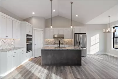 529 Chapman Hills Court, Saint Joseph, WI 54016 - Photo 7