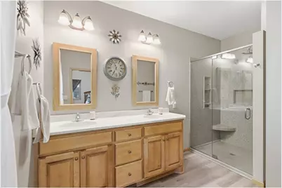2311 Golf View Drive, River Falls, WI 54022 - Photo 23