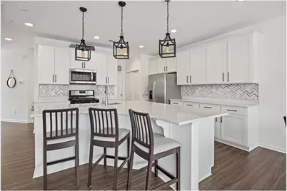 7161 Walnut Grove Way, Maple Grove, MN 55311 - Photo 5