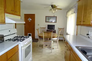 922 Auth St, Durand, WI 54736 - Photo 17
