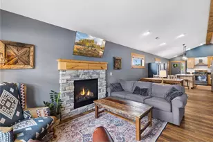 3188 Newcastle Dr, River Falls, WI 54022 - Photo 13