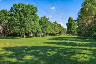 9 Park Dr, Circle Pines, MN 55014 - Photo 31