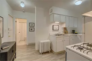 1088 Dayton Ave, Saint Paul, MN 55104 - Photo 25