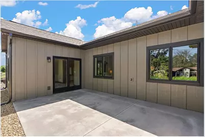 1060 Legend Lane, Troy Township, WI 54022 - Photo 21