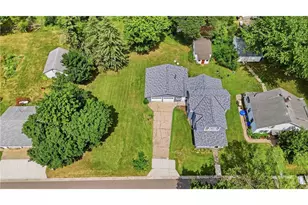 42 Church St, Houlton, WI 54082 - Photo 29