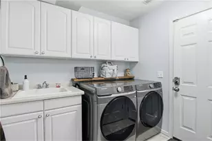 9953 Starlight Dr, Saint Paul, MN 55125 - Photo 27