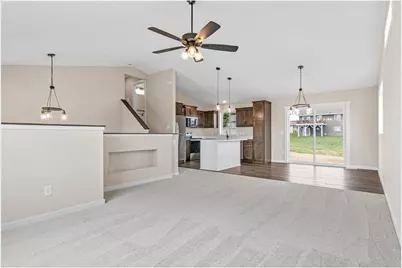 829 N Grant Street, Ellsworth, WI 54011 - Photo 9