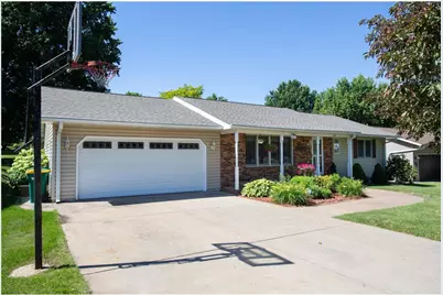 1126 E Division Street, River Falls, WI 54022 - Photo 37