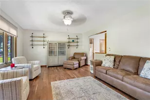 1126 E Division St, River Falls, WI 54022 - Photo 9
