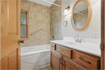 538 N Pearl Street, River Falls, WI 54022 - Photo 13