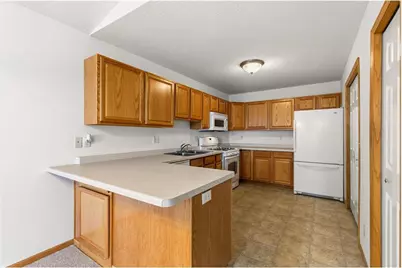 105 Bridgewater Trail, Hudson, WI 54016 - Photo 13