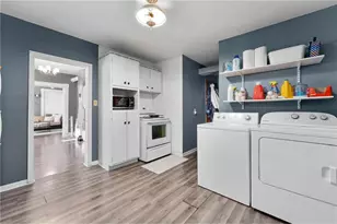 1208 7th St, Menomonie, WI 54751 - Photo 11