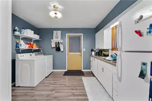 1208 7th St, Menomonie, WI 54751 - Photo 11