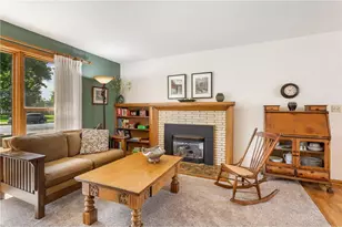 415 N 8th St, River Falls, WI 54022 - Photo 7