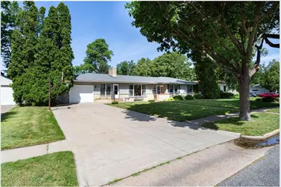 415 N 8th Street, River Falls, WI 54022 - Photo 3