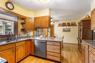415 N 8th St, River Falls, WI 54022 - Photo 13