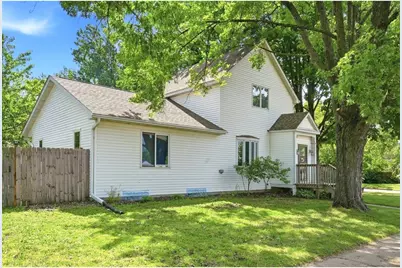 180 S Plum Street, Ellsworth, WI 54011 - Photo 5